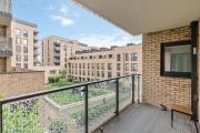 Beautiful large 3 bed 2 bath flat in Stratford Beautiful large 3 bed 2 bath flat in Stratford