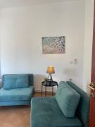 To Rodakino To Rodakino