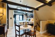 Løk Historics luxury art-inspired loft in historic city centre!