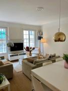 T4 lumineux et spacieux Intra-Muros proche plages