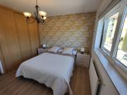 Chalet con WIFI , PS4 , garaje, 5 dormitorios, 3 baños, Santiago de Compostela