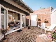 Rosas Cottage, garden and free parking