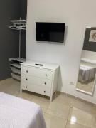 DELUXE ROOM IN APARTMENT SHARED in Los Cristianos Playa HabitaciónSTANZA air-conditioned