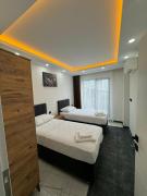 MERKEZ Rezidans Suits