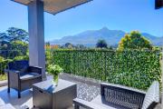 204 Le Jardin, George