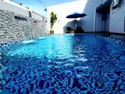 2Houses with A Huge Private Pool 8 Bedrooms & 8 Bathrooms