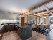 Appartement neuf ski-inski-out avec accès spa et piscine, à Courchevel 1850 - FR-1-564-105
