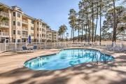 1st-Floor Condo in Myrtle Beach about 2 Mi to Ocean!