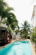 Top Caye Caulker