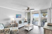 Aruba - Downtown Waterfront 2x2 Dock & Pool Pet-Friendly