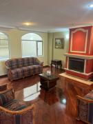 Departamento Amplio En El Centro De Otavalo