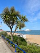 "The Eastbourne" Pet Friendly Seafront Apartment "The Eastbourne" Pet Friendly Seafront Apartment