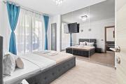 Evana Sunrise - Pool and Spa Beach Resort