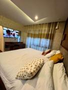 تاون بيفرلي هيلز الشيخ زايد مدخل خاص حديقة