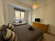 Dreaming Santa Teresa - free parking