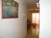 Apartamento con AC, 2 dormitorios y terraza en Gandía, cerca de comercios y playa - ES-314-20