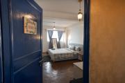 Monratino The snow roost- 15 mins walking distance from mall road- Attached balcony with Kanchenjunga Mountain View