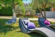 Baeutiful Villa Simona with garden in Medulin