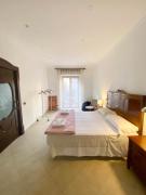 Camera matrimoniale con terrazzo