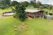 Grove Hinterland Retreat - 15 mins to beach