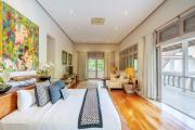 4BR Villa with Large Pool at Seminyak Beach