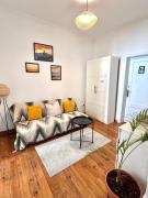 Central Lisbon Rooms in Palmira Shared Apartment For Surf Lovers