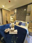 New condo#5 minutes to Lee Gardens Plaza