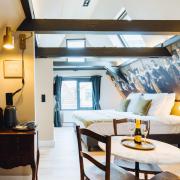 Løk Historics luxury art-inspired loft in historic city centre!