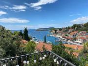 Apartments by the sea Maslinica, Solta - 772