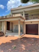 Red Cascade - Luxury 4 bedrooms -solar and aircons