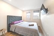 Cozy 3BDR in heart of plateau Montreal D
