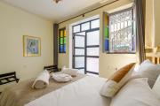 Riad AJI 4 Rooms, Petite piscine , Internet, Petit déjeuner , Top Emplacement Médina