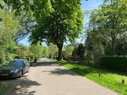 Villa bij bos en centrum