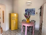 Sculpture park & lake view home