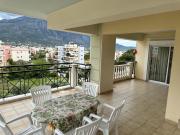 beautiful apartment near the beach