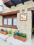 Top Sotillo de la Adrada