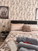 AquariHome 6 Apartment