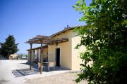 Top Noto