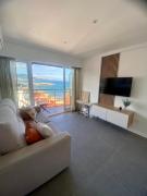 Moderno en primera línea de playa