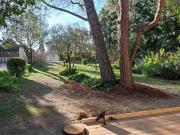 Petite maison dans un écrin de verdure