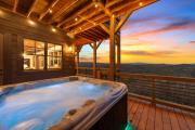 Blue Run Cabin - Luxury Retreat Blue Ridge Heights - Hot Tub, Movie Theater, Game Room, Fire Pit, Mountain Views - Blue Ridge, G
