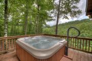 Ole Bear Paw Cabin - Cherry Log GA - Cozy Retreat, Stunning Views, Hot Tub, Outdoor Fire Pit, Porch Swing