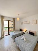 Bright and Cozy flat by the Beach