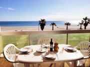 Canet-en-Roussillon - T2 lumineux pour 4 pers, terrasse, parking privé, plage à 50m - FR-1-794-114