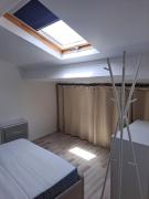 2 pieces en Duplex à 5 minutes de la plage N2