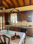 Top Paralia Demonias