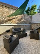 Le Ptit Gite de Chablis - Maison avec Cour en Centre-Ville