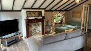Squirrel Lodge at Owlet Hideaway - with Hot Tub, Near York