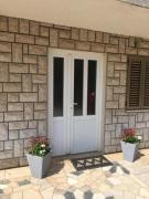 Apartments with parking space Crikvenica - 23167