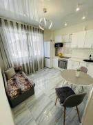 МОРЕ ПЛЯЖ 400 метров.13 станция БОЛЬШОГО ФОНТАНА